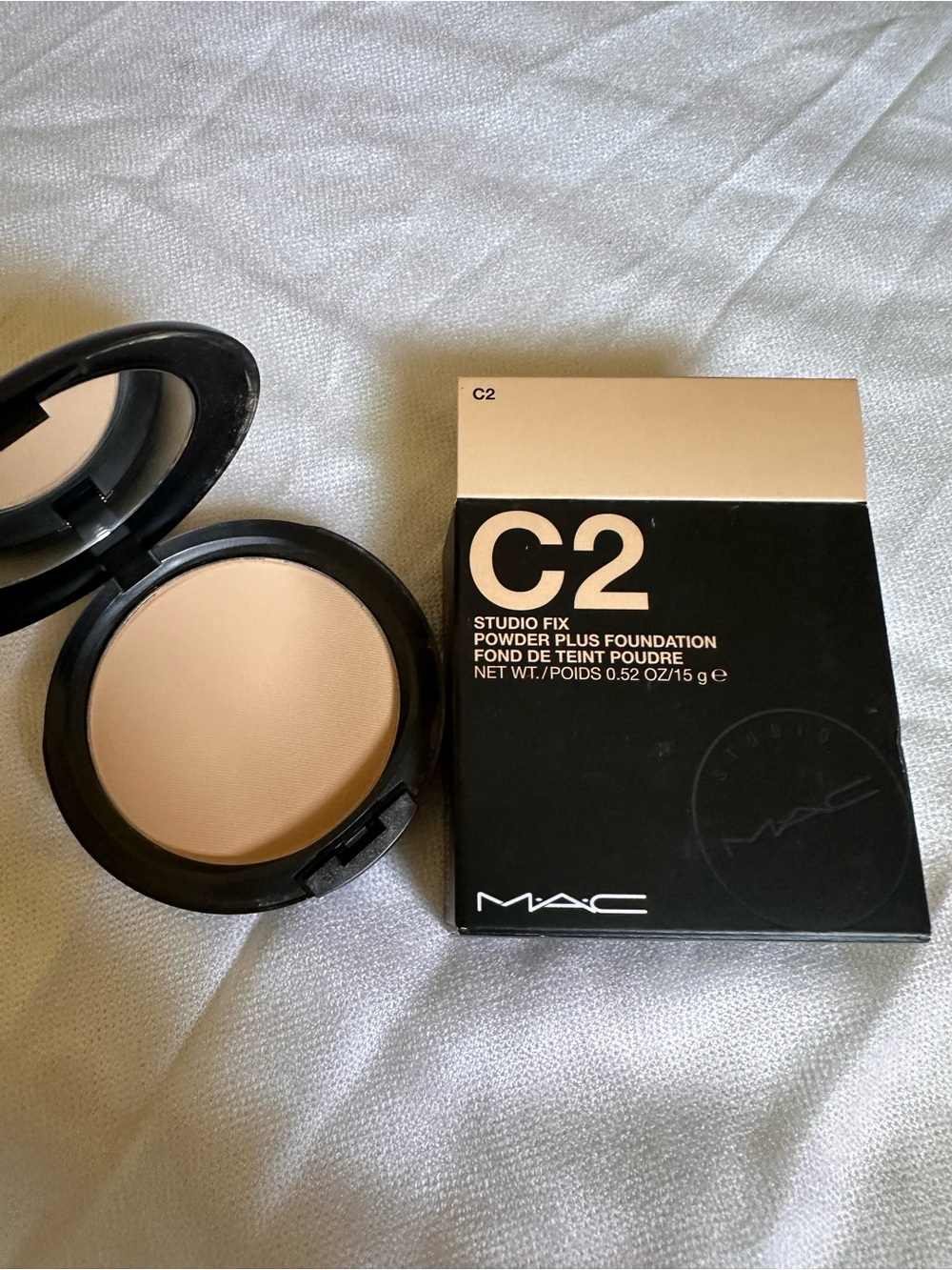 MAC Studio Fix Powder Plus Foundation - C2 - DISCONTINUED FORMULA